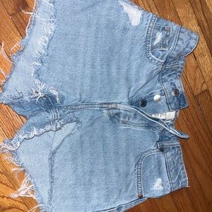 NWOT H&M JEAN SHORTS